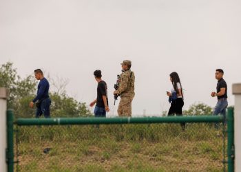 Colombia denuncia «tratos degradantes» a migrantes expulsados de EE.  UU.