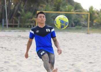 Rogelio Rauda, un ala más de la Azul playera para el Premundial