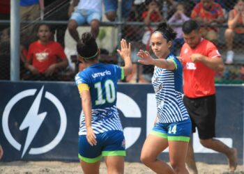 San Marcelino desató su furia y vapuleó a Puerto El Triunfo