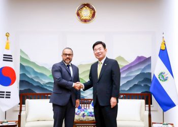 Presidente de la Asamblea Legislativa se reúne con su homólogo en Corea del Sur