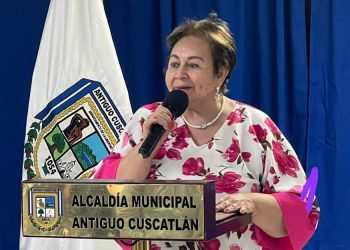 Milagro Navas buscará ganar la silla municipal por 13.ª ocasión