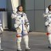 Misión china con primer astronauta civil llega a estación Tiangong