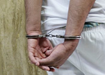 Estafador de San Juan Opico concilia con víctima y devuelve $1,000