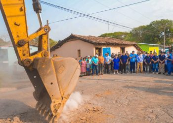 Inicia la reparación de las calles en Nueva Granada, Usulután