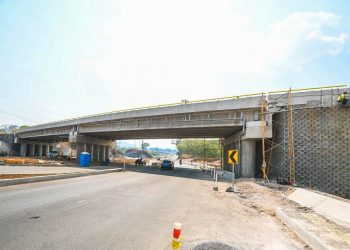 Paso a desnivel en San Miguel tiene un avance de 95 %