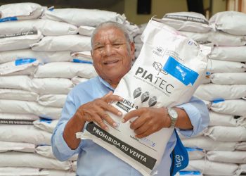 Agricultores de Ahuachapán agradecen los paquetes entregados por el Gobierno