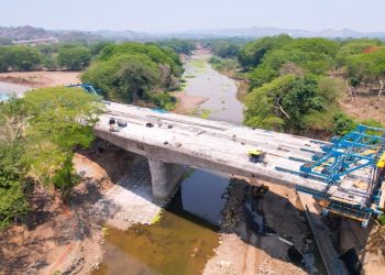 El Salvador contará con una base de datos de gestión de puentes