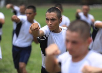 Ejército adiestra a 1,400 reclutas bajo filosofía del respeto a los derechos humanos