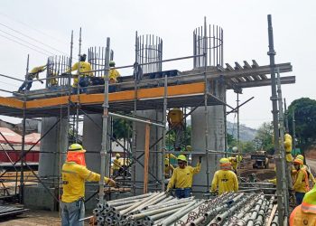 Este miércoles inicia la colocación de vigas en el primer paso a desnivel de Santa Ana