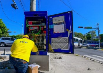 Inicia la instalación de semáforos en San Miguel