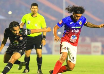 Bryan Landaverde, jugador de FAS: «Por lo que estamos jugando por ahora, no merecemos clasificar» 
