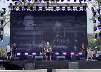 Hombres G afinan detalles previo a su presentación en El Salvador