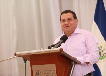 Programa Gira por el Empleo propicia la firma de cientos de contratos
