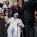 El papa, operado «sin complicaciones» de una hernia abdominal en Roma