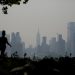 ¿Qué es el humo que cubre varias ciudades de EE. UU. y por qué está llegando tan lejos?