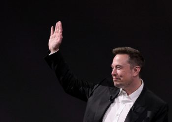 SpaceX lanza satélite para aumentar cobertura de internet en Indonesia