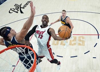Los Miami Heat vencen de visita a Denver y empatan 1-1 las Finales de NBA