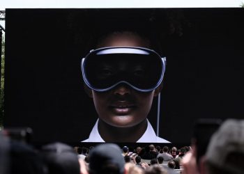 Apple entra al metaverso con un nuevo casco de realidad virtual y aumentada