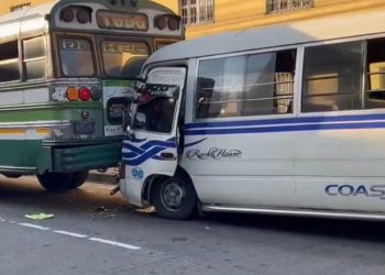 Cuatro lesionados en accidente tránsito en Santa Tecla