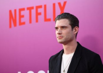 David Corenswet tomará el lugar de Henry Cavill y será el nuevo Superman