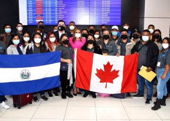 Gobierno anuncia salida de nuevo contingente de trabajadores salvadoreños con destino a Canadá