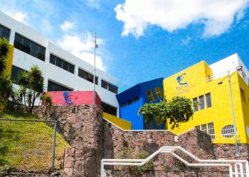 Gobierno del presidente Bukele volvió gratuita la formación en artes