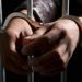 Joven francés condenado a 18 años de cárcel por quemar viva a su exnovia