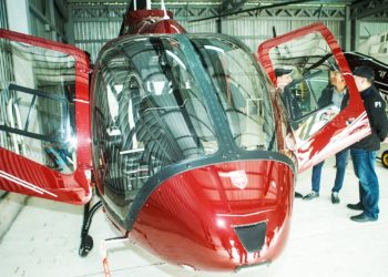 Fiscalía incauta helicóptero de $1.3 millones al prófugo expresidente Cristiani