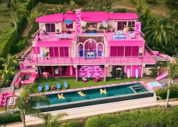FOTOS: ¡La casa de Barbie llega a Malibú!