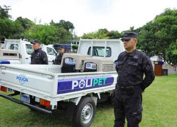 La Policía recibe 26 vehículos para fortalecer el accionar de la Polipet, Politur y la División de Tránsito