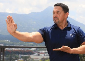 Juan Salmerón, exfigura de karate: «Yo tengo, la certeza de que ellos (Jorge y Gabriela) van a ganar. Nacieron para eso»