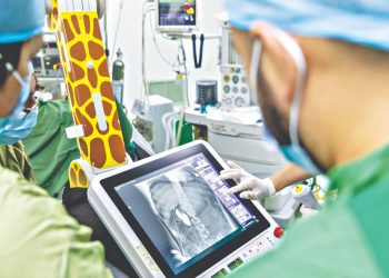 Hospitales nacionales siguen llevando «salud en casa» a más salvadoreños