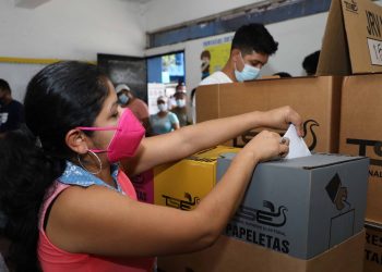 36,593 salvadoreños ingresan al registro electoral en el exterior