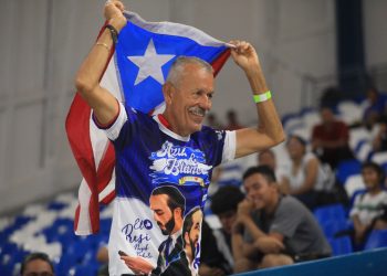 «Los salvadoreños tienen el mejor presidente que hay en el mundo. Lo felicito por estos juegos»: José Romero, puertorriqueño