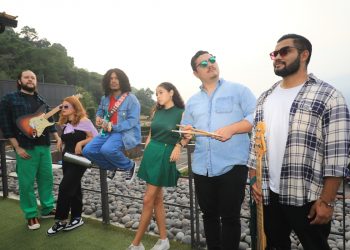 Inflorescencia: una armonía que florece en el espíritu de la unidad y la creatividad musical