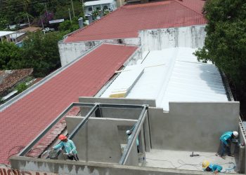 Clínica de hemodiálisis en Tecoluca, San Vicente, tiene un avance del 60 %