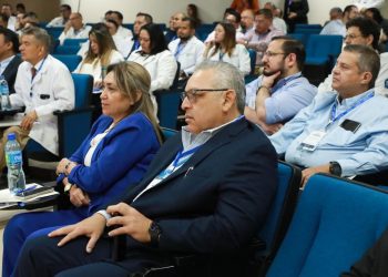 ISSS forma a cirujanos en nuevas técnicas para el tratamiento de hernias complejas