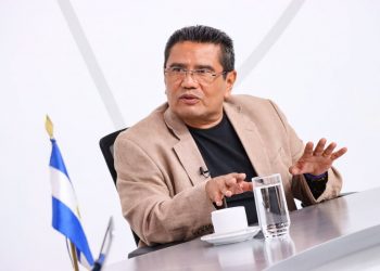 «Reducción de diputados se apega a los límites territoriales de El Salvador, es un acto de racionalidad»: René Martínez, sociólogo