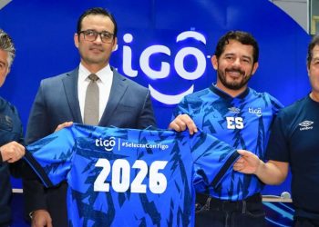 La selección de El Salvador sigue con Tigo