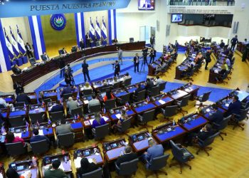 Asamblea aprueba histórica reestructuración municipal en El Salvador