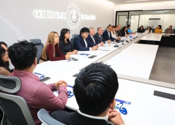 Jóvenes ven oportunidad de formarse en El Salvador