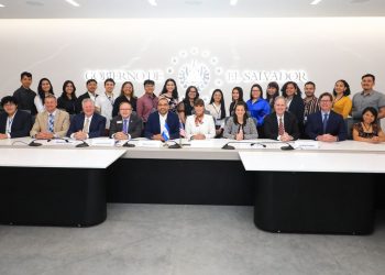 ANDA y la Esco reciben a pasantes de universidades estadounidenses