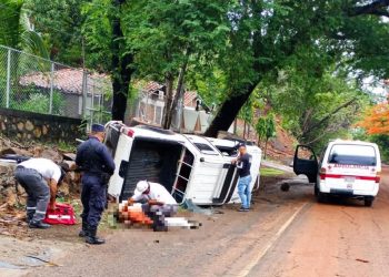Hombre fallece tras caer de un pick up en accidente de tránsito en La Unión