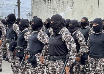 Cuatro presos aparecen ahorcados en una cárcel de Ecuador