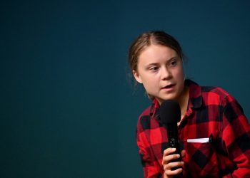 Activista sueca Greta Thunberg, condenada a una multa por desobedecer a la policía