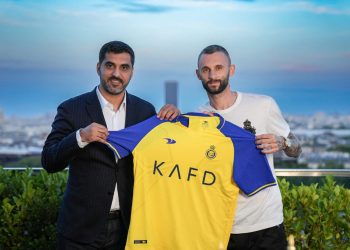 FIFA prohíbe al Al-Nassr realizar fichajes hasta que salde sus deudas