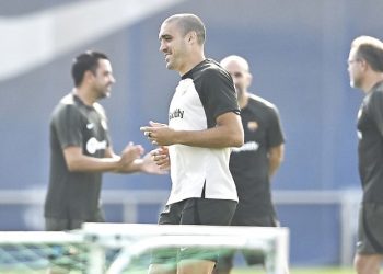 El Barcelona presenta a Oriol Romeu, el sustituto de Busquets