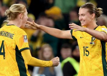 Nueva Zelanda y Australia abren Mundial Femenino en casa con sendos triunfos
