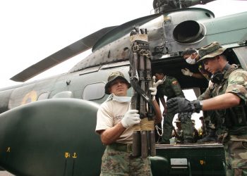 Armas incautadas a criminales serán usadas por fuerza pública de Ecuador