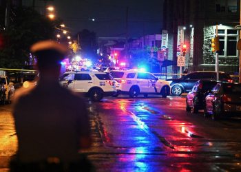 Ocho fallecidos y 10 heridos en tiroteos masivos en Pensilvania y Texas, previo al Día de Independencia en Estados Unidos